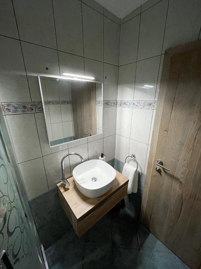 Rooms Balkovec Dragatuš Exteriör bild