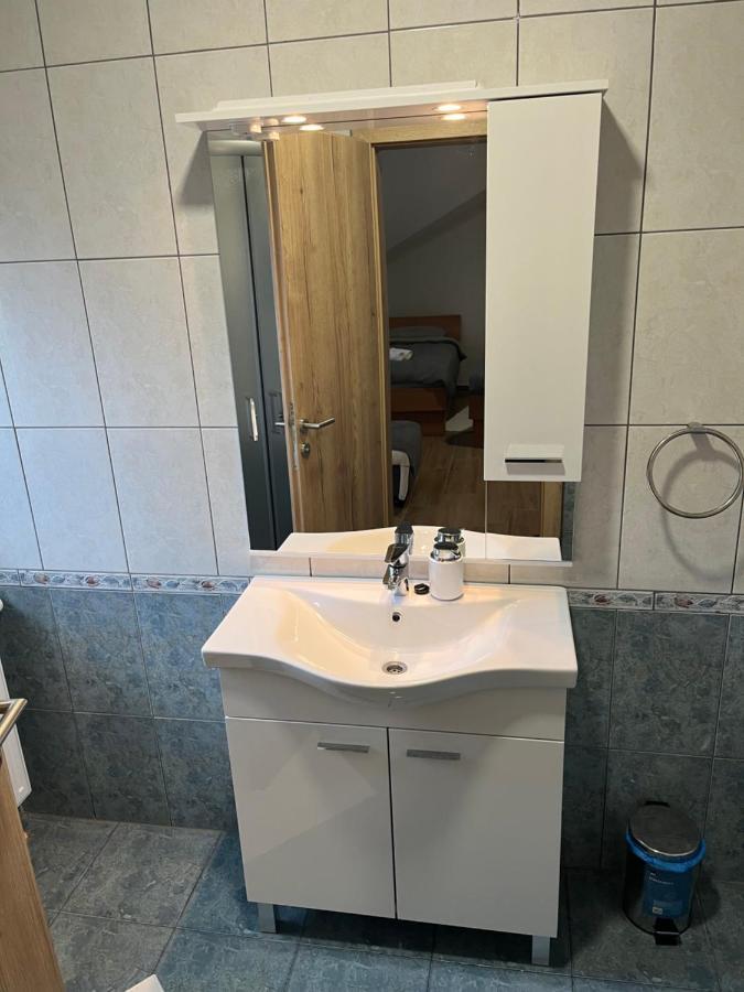 Rooms Balkovec Dragatuš Exteriör bild
