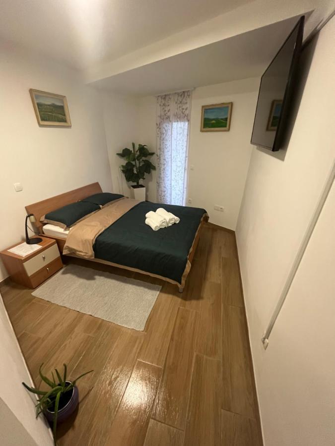 Rooms Balkovec Dragatuš Exteriör bild